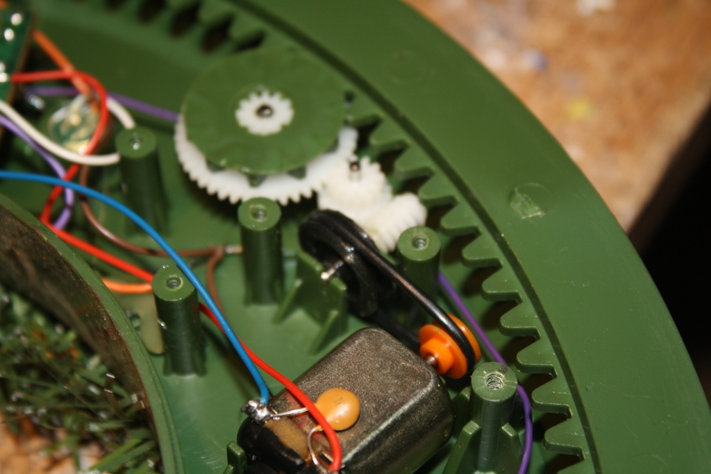 Christmas Train Musical Wreath Pulley
