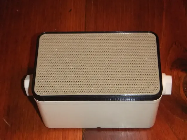 Replacement Faceplate for Pyle PLMR24 Speakers