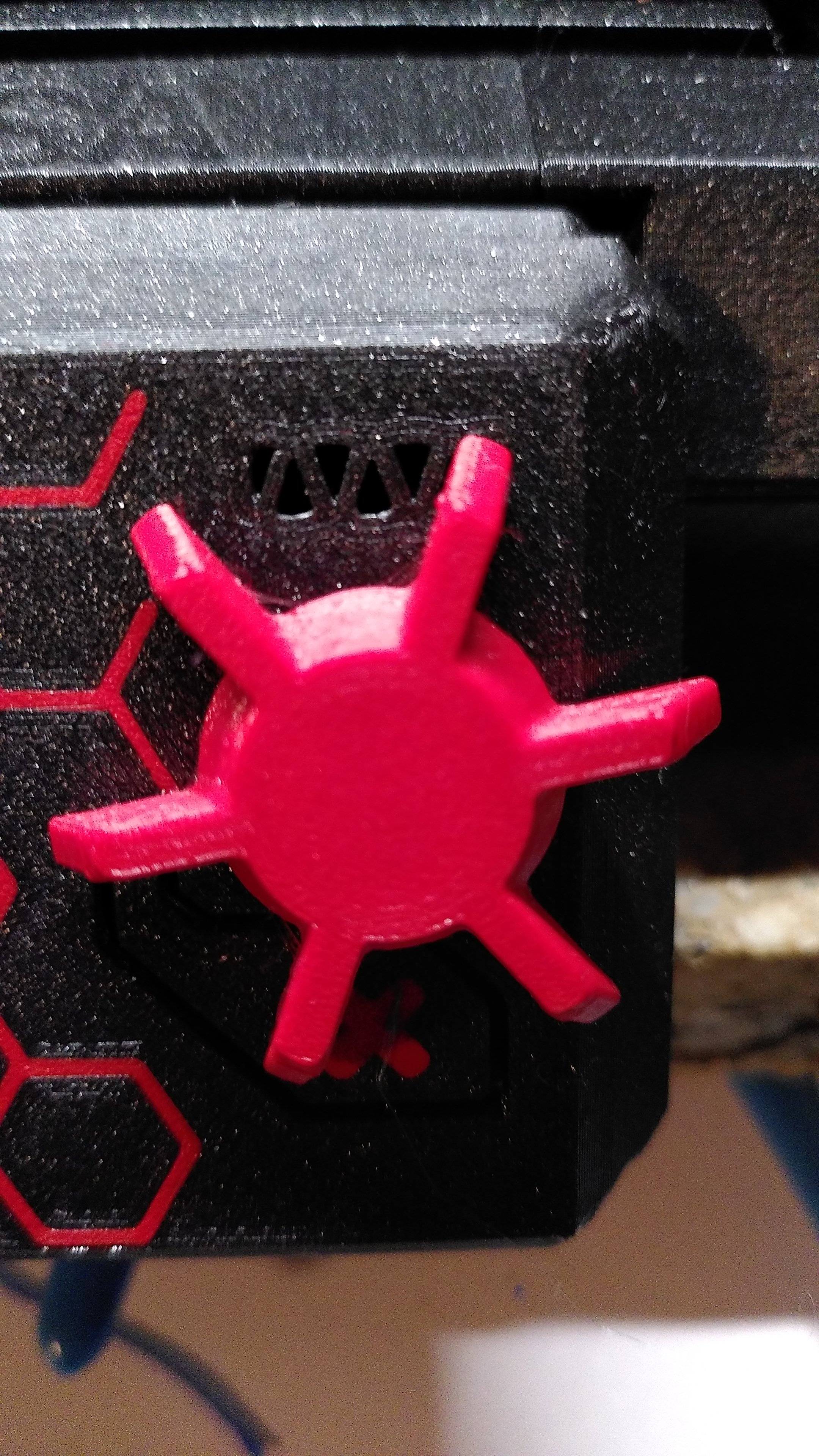Six-spoke LCD knob