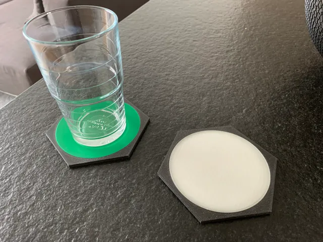 Glass coaster variant A