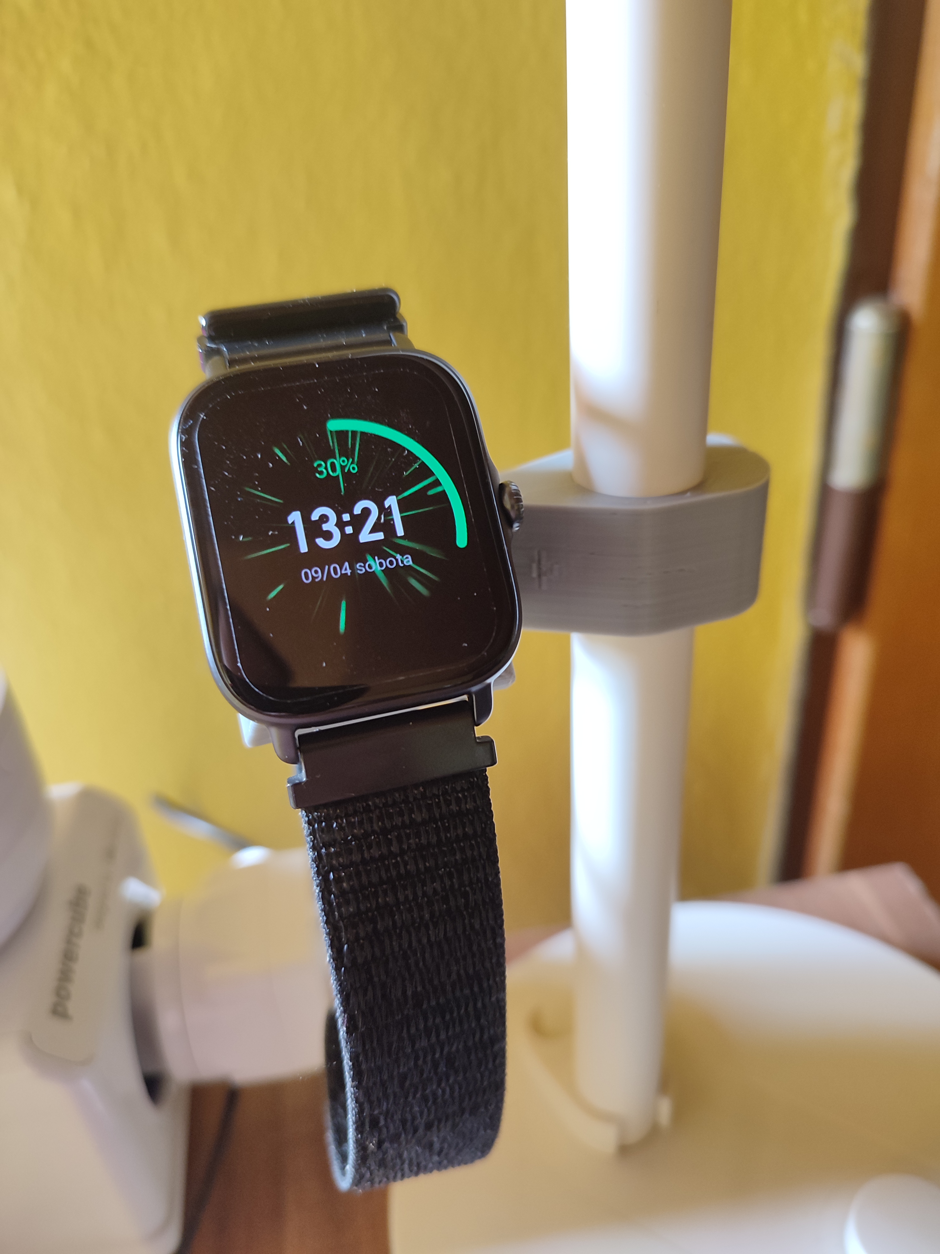 Amazfit nabíječka na lampičku