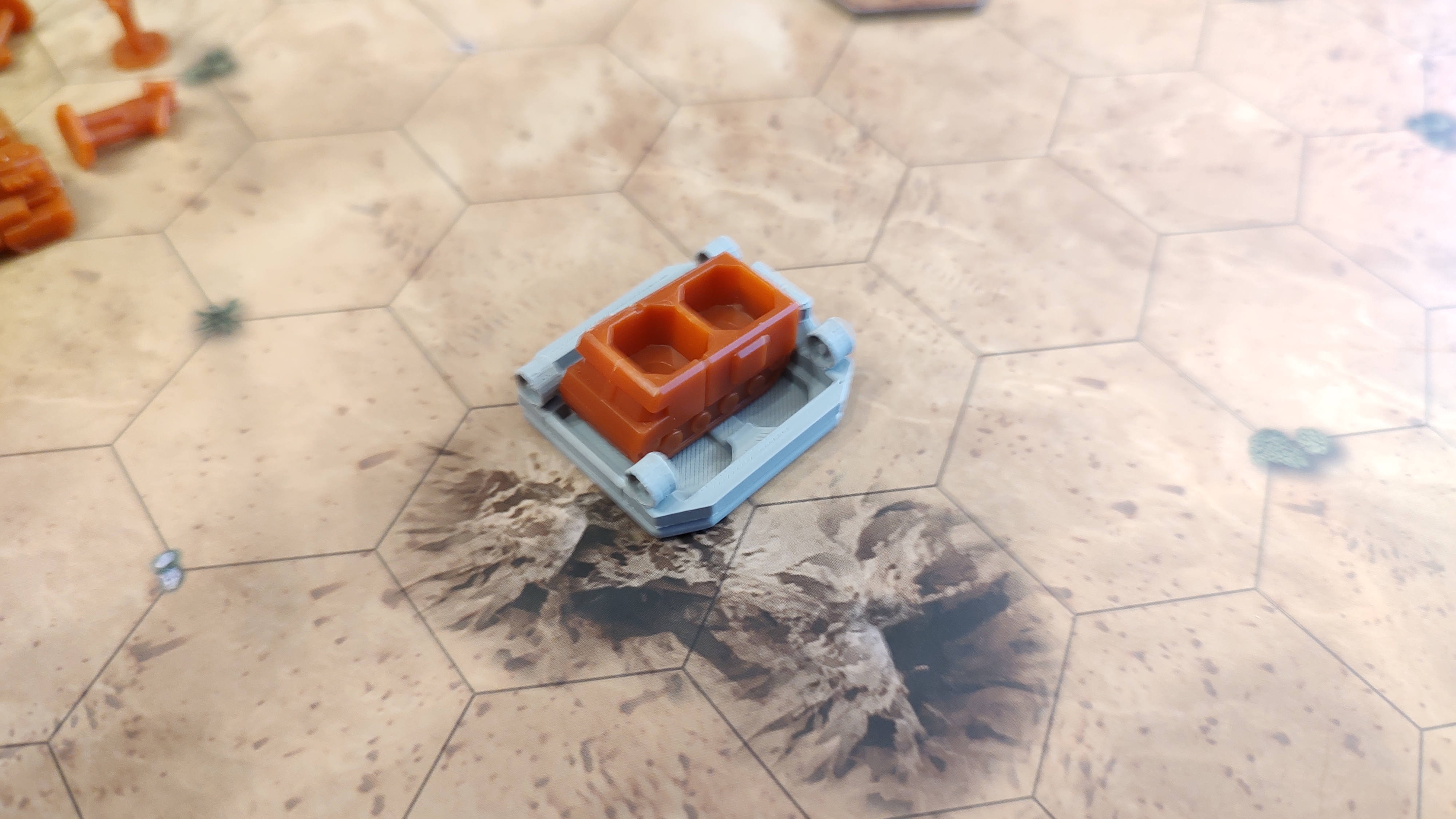 Dominate & Delegate Hovercraft — miniatura 9