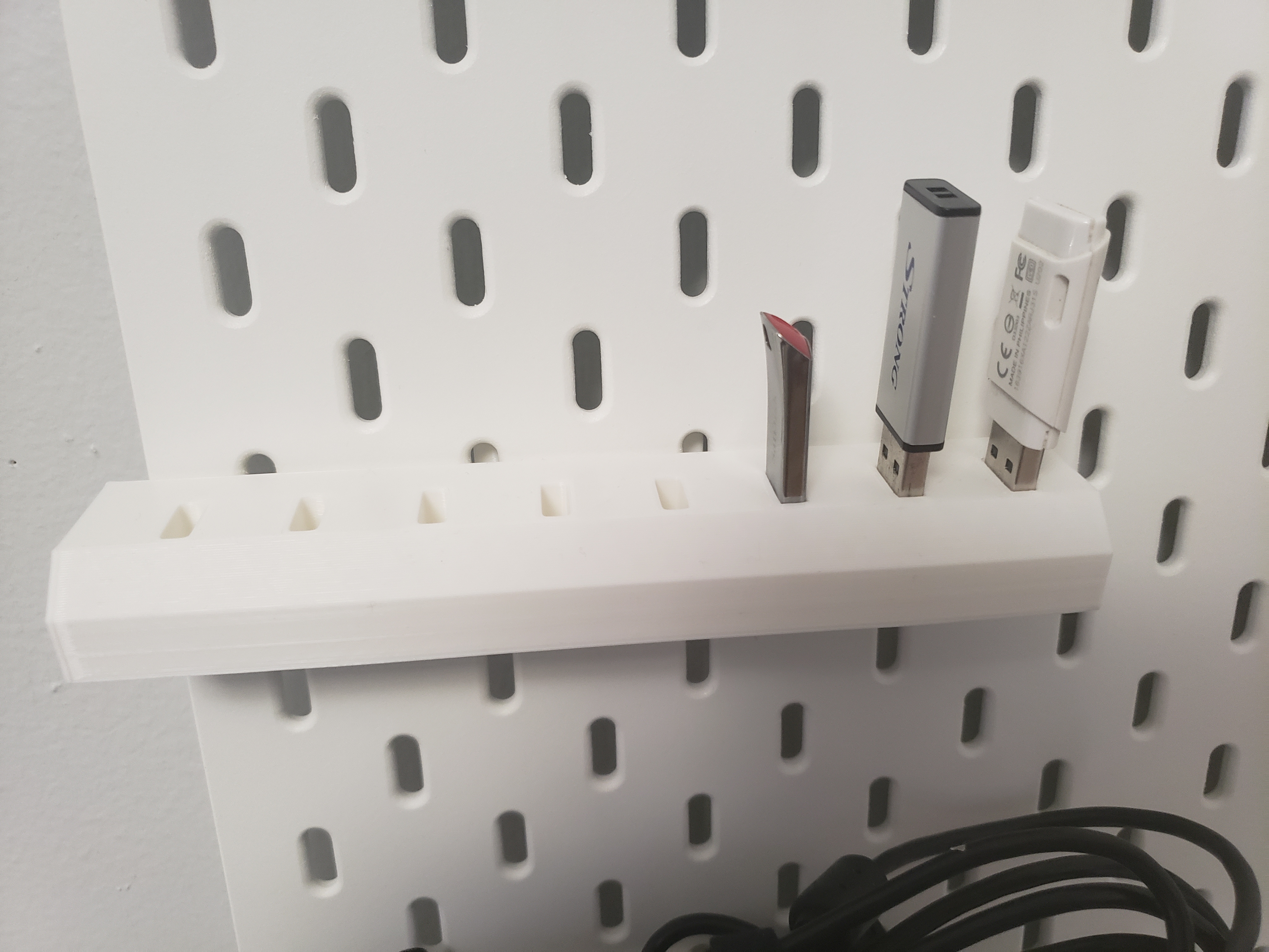 Ikea Skadis USB holder