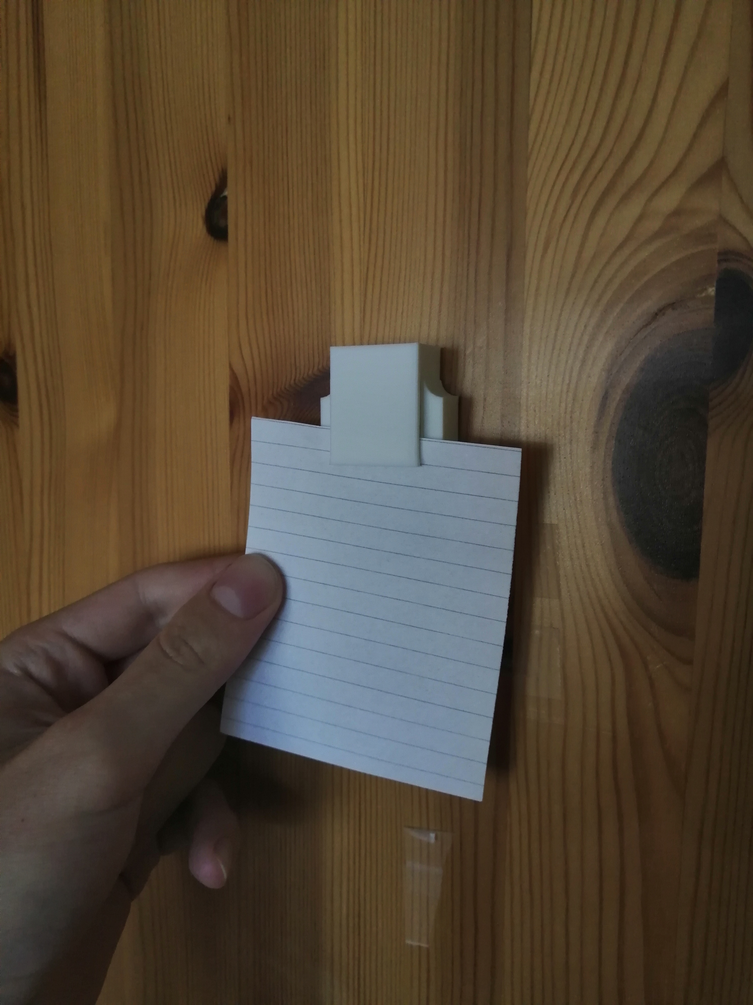 Photo gravity ball holder