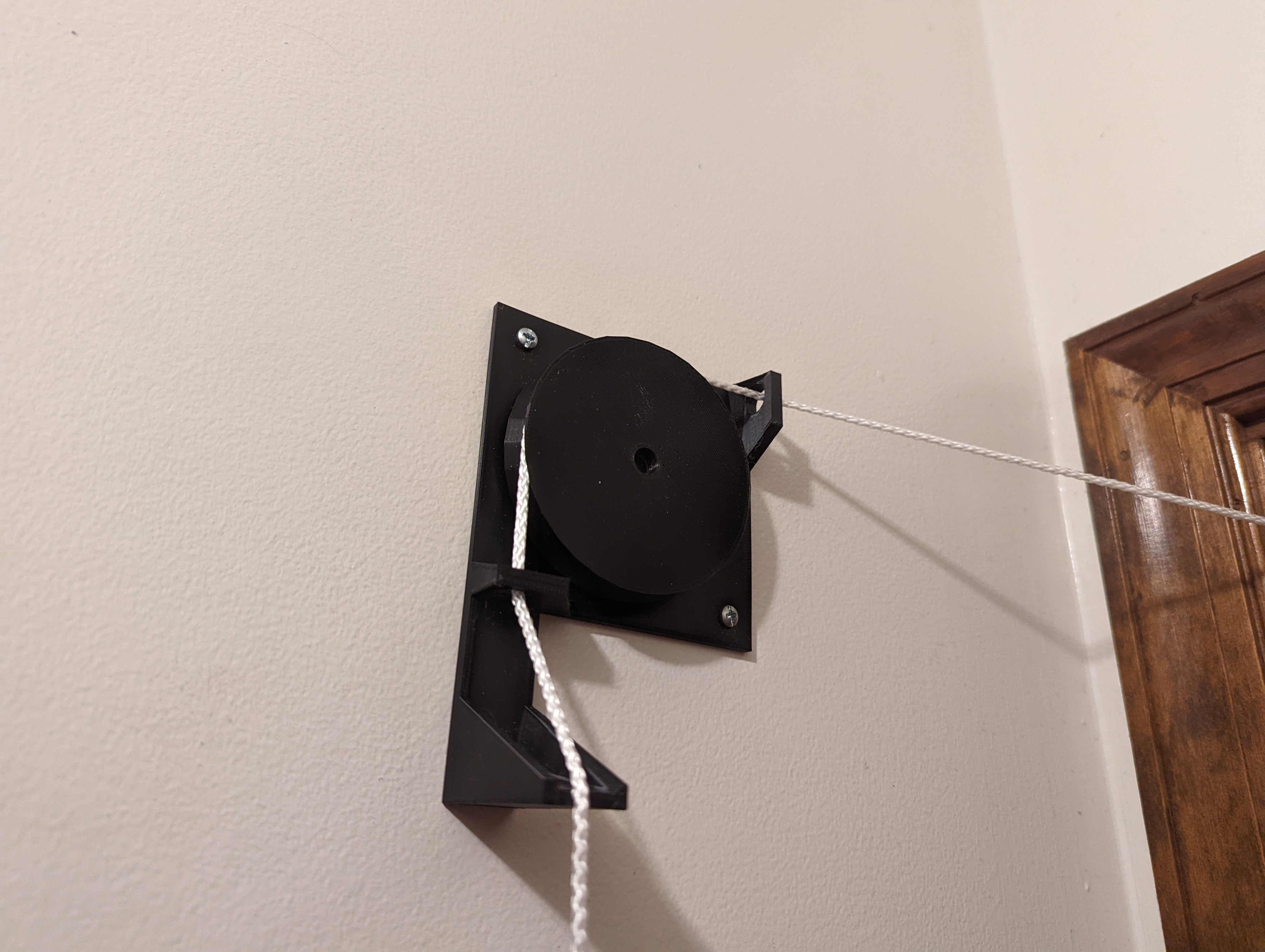 Automatic Door Closing Pully System