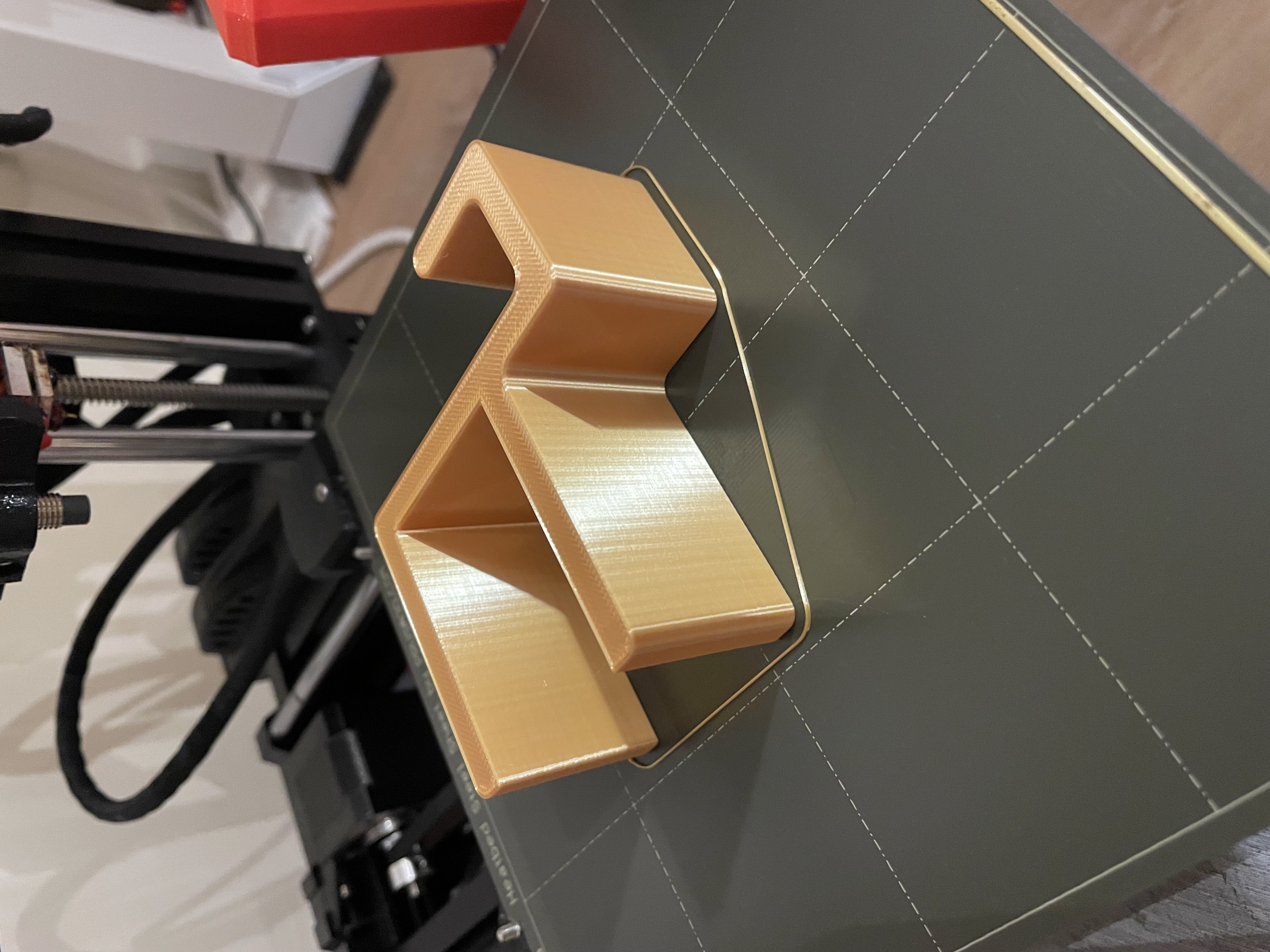Miniatura 2 do modelo 3D Backpack Desk Hook