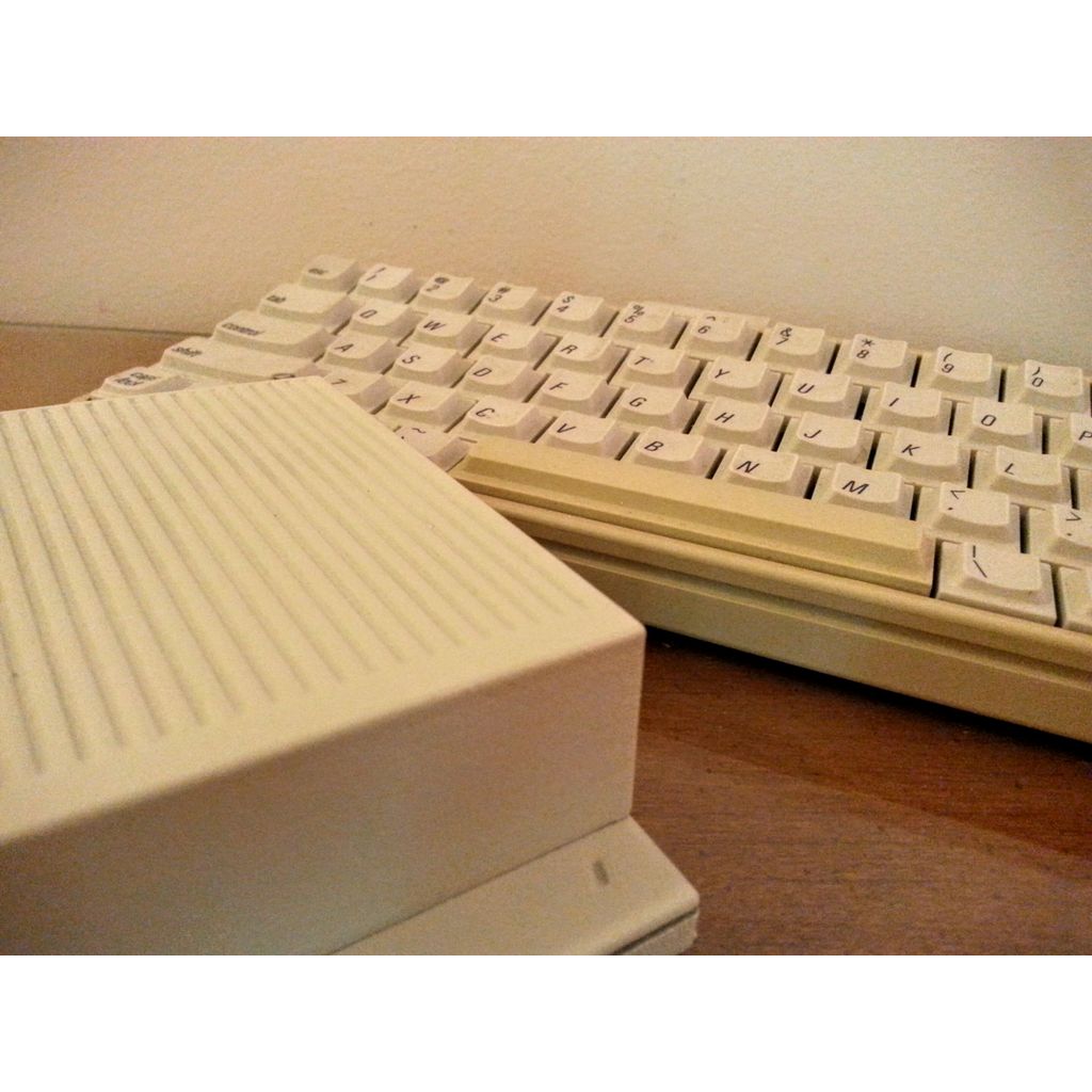 Apple IIgs Raspberry Pi case