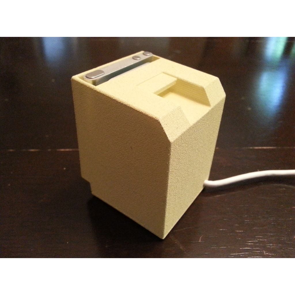 Classic Mac iPod Nano Dock