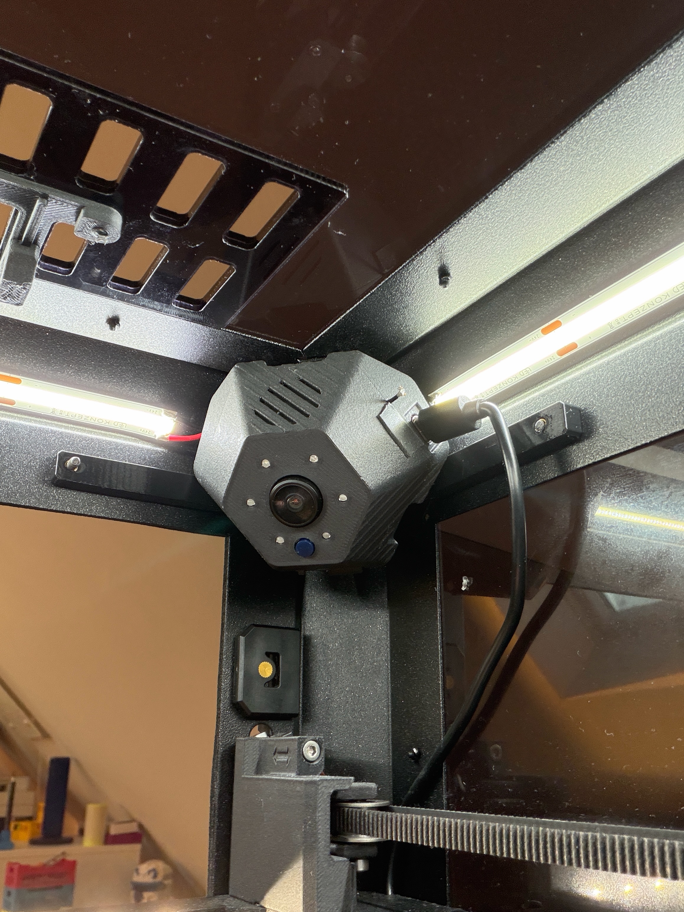 Buddy3D Kamerahalter für Prusa CORE One – Verbesserter Deckel mit Schraubmontage