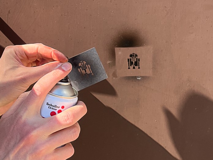 Miniatura 27 do modelo 3D Easter egg spray paint stencils