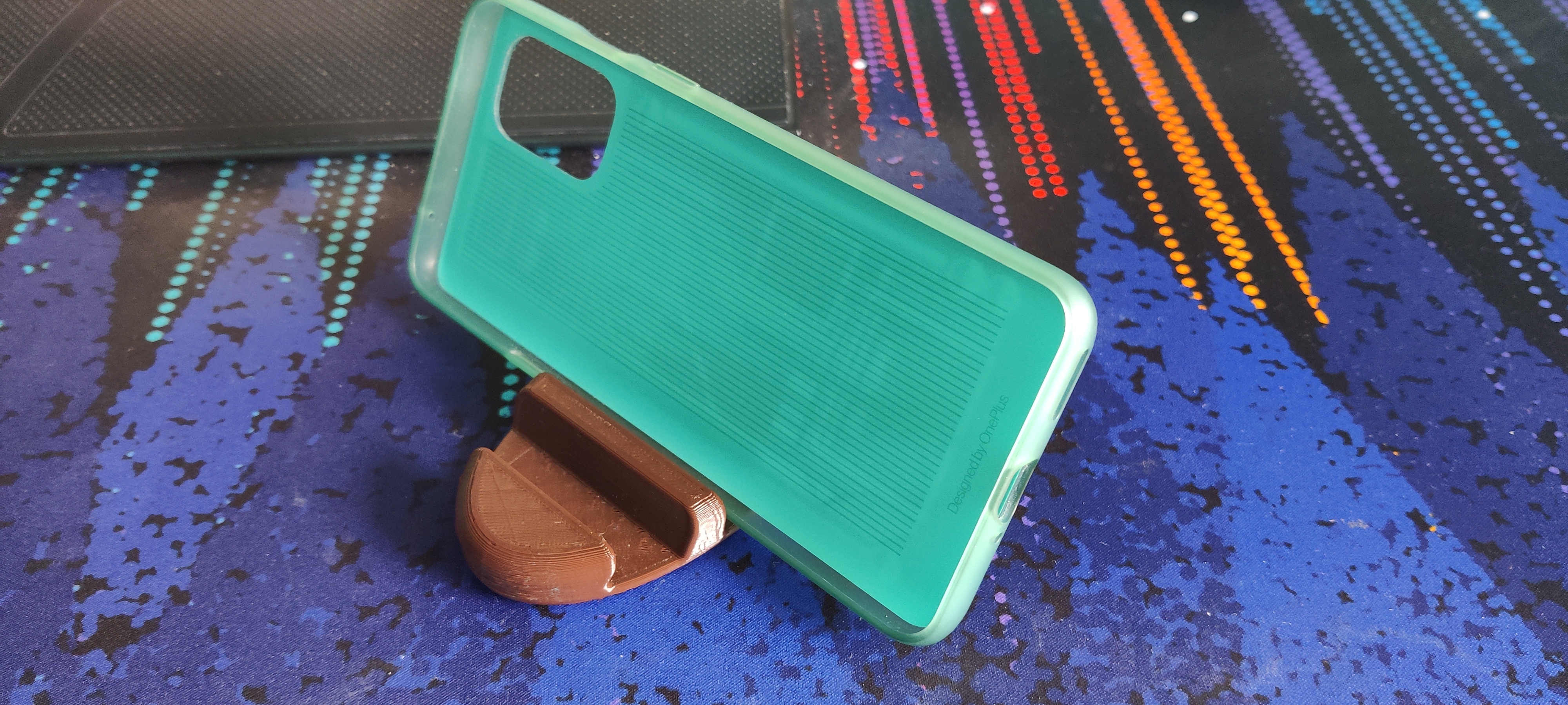Bedsafe phonestand