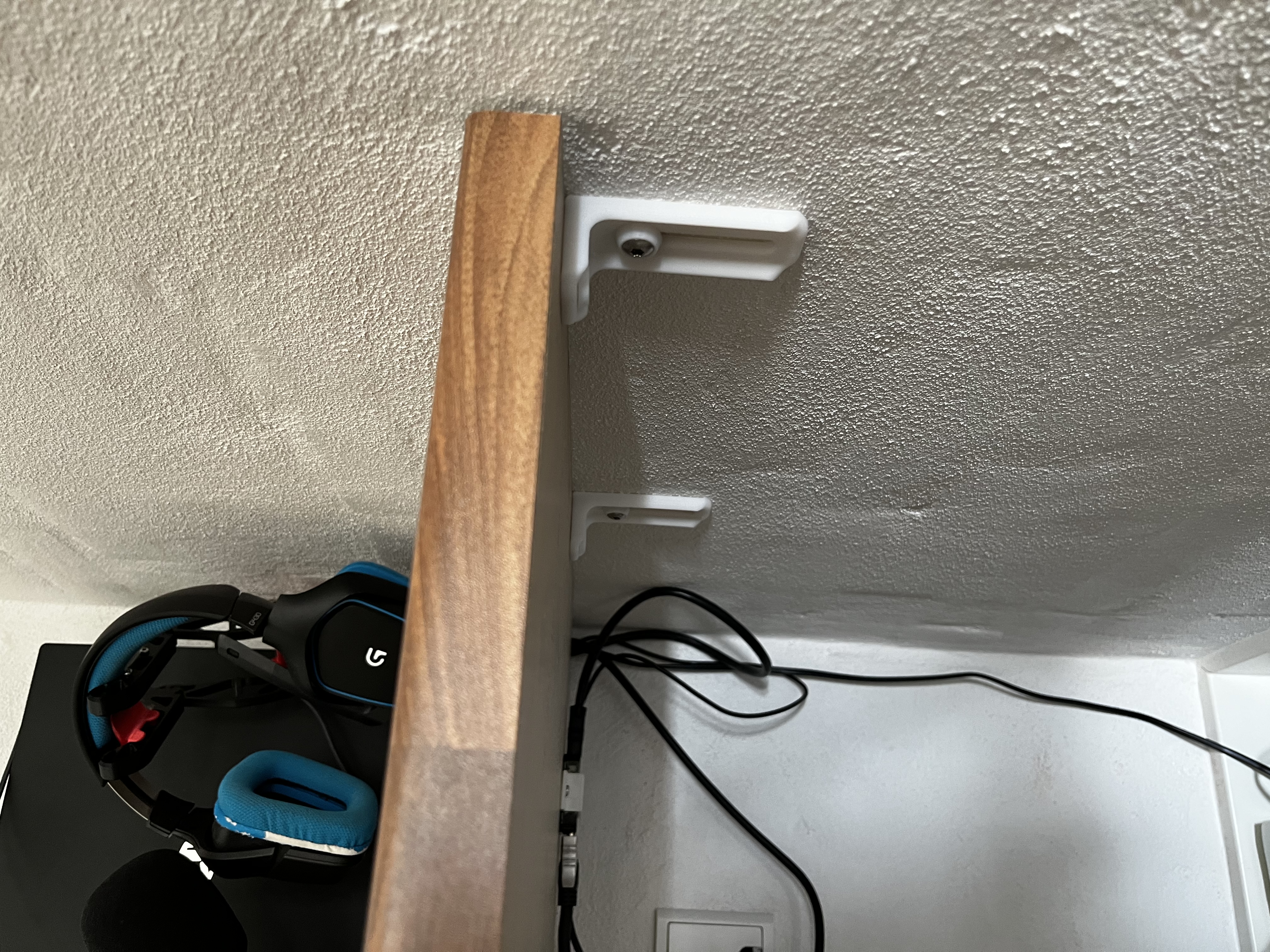 Miniatura 2 do modelo 3D Gaming table bracket (adjustable)