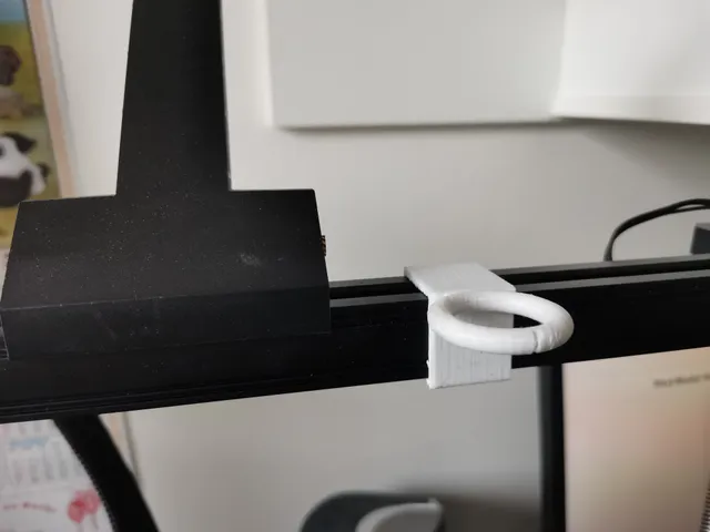 Vedení filamentu Ender 3 S1