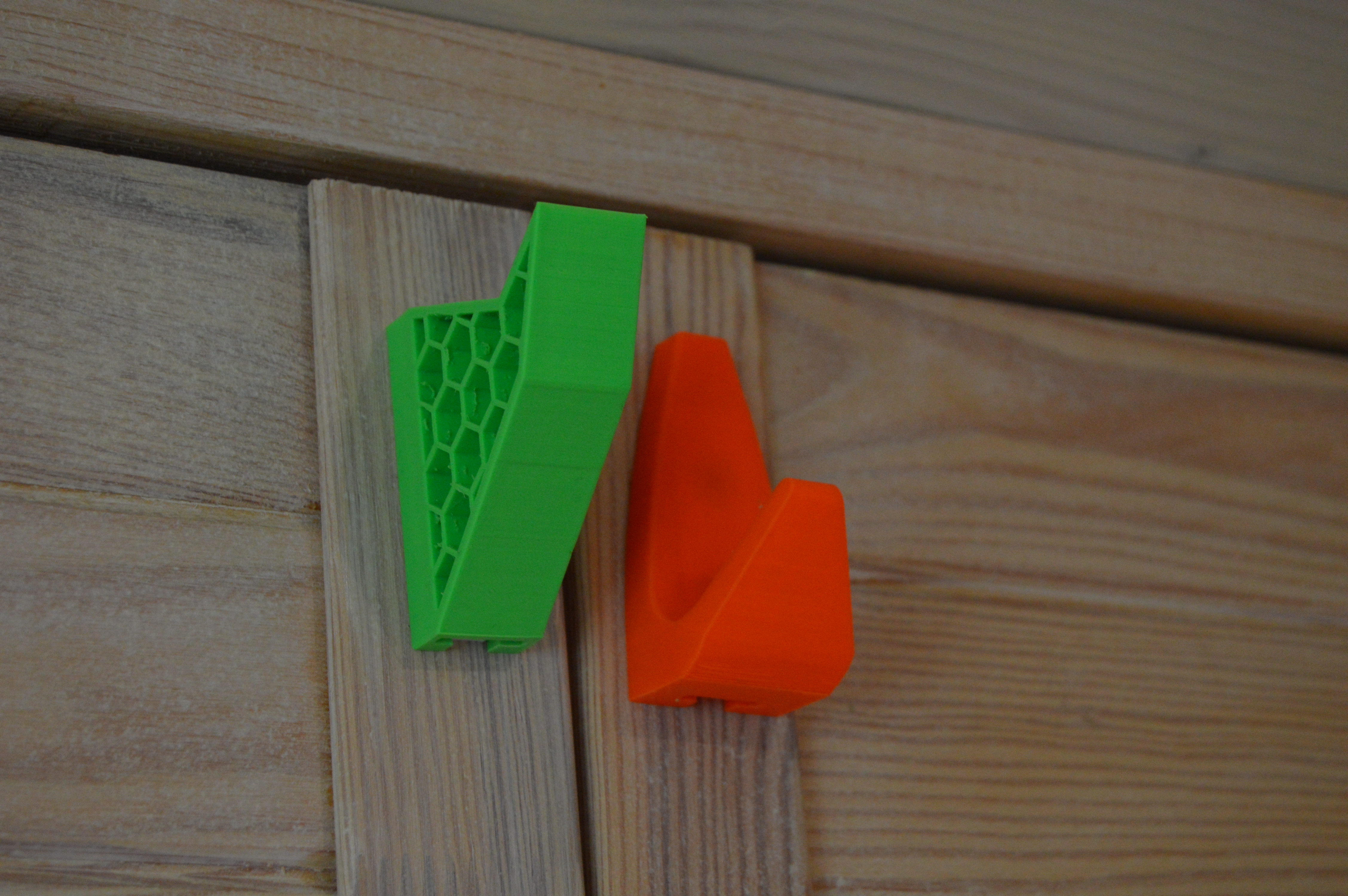 Miniatura 16 do modelo 3D Detachable wall hooks