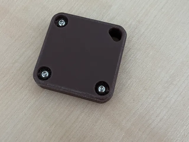Simple, but rugged Airtag holder for Suitcase, Keyring (spill protect, but not perfect watertight)