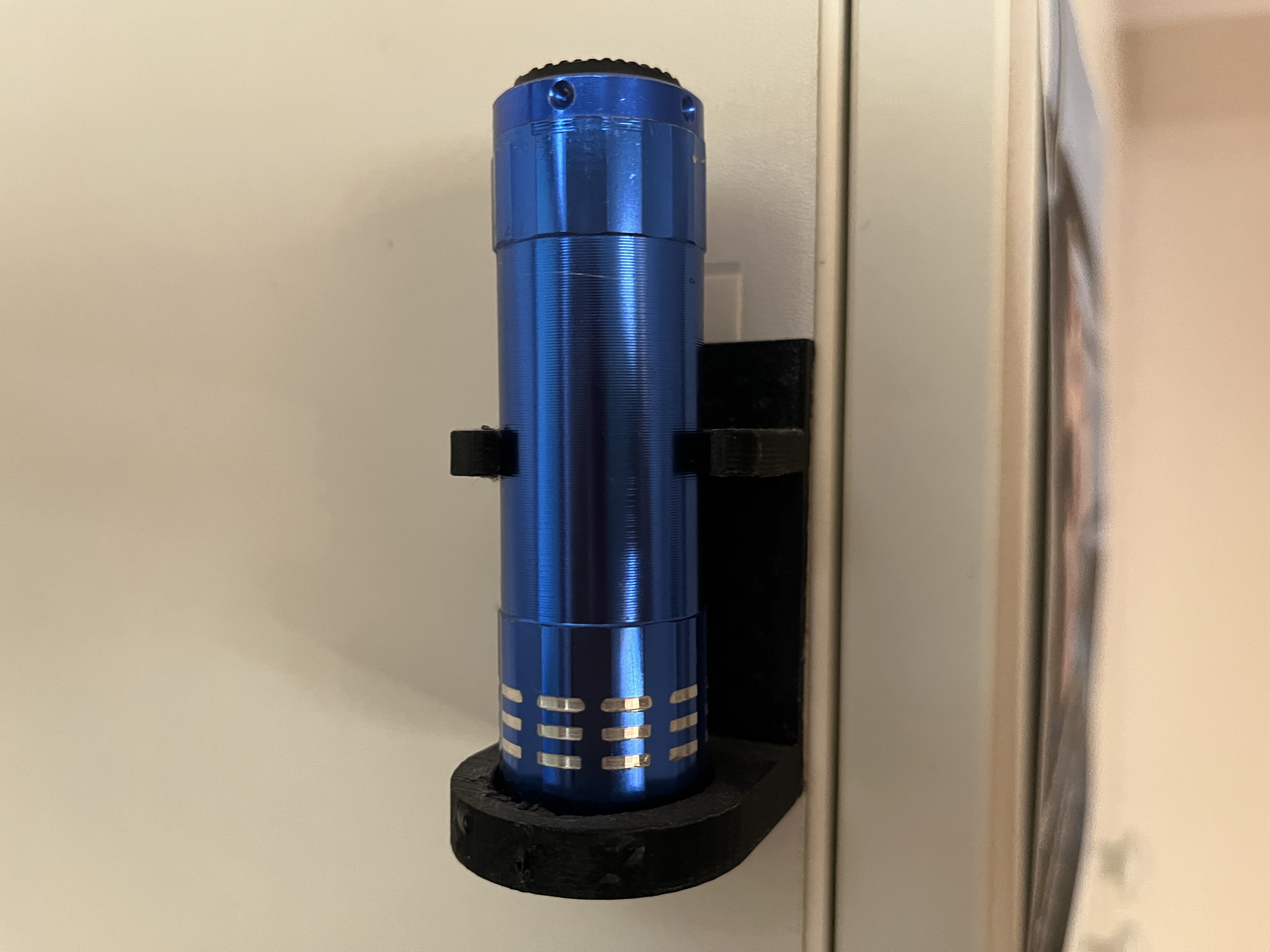 Pocket lamp holder for cheap 25mm pocket lamps
