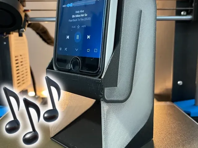 "Folded Horn" Phone Stand