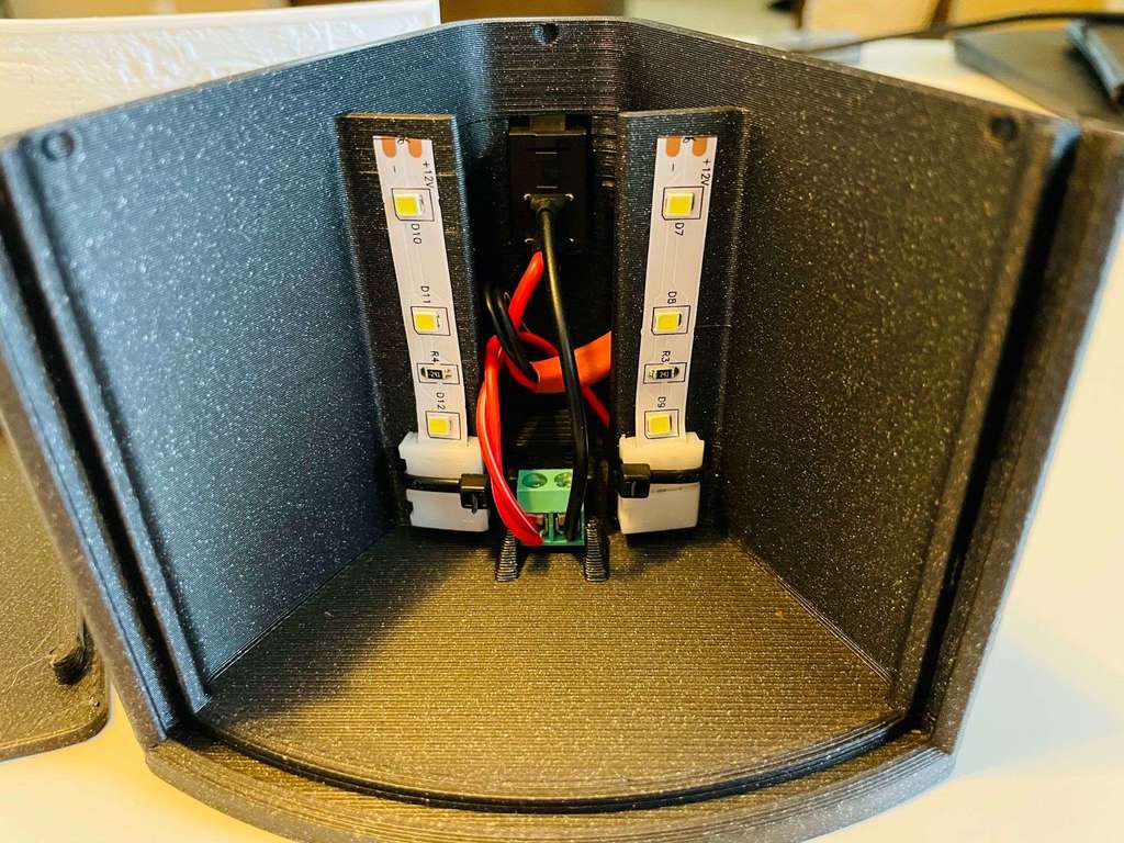 Miniatura 3 do modelo 3D Curved Lithophane Box