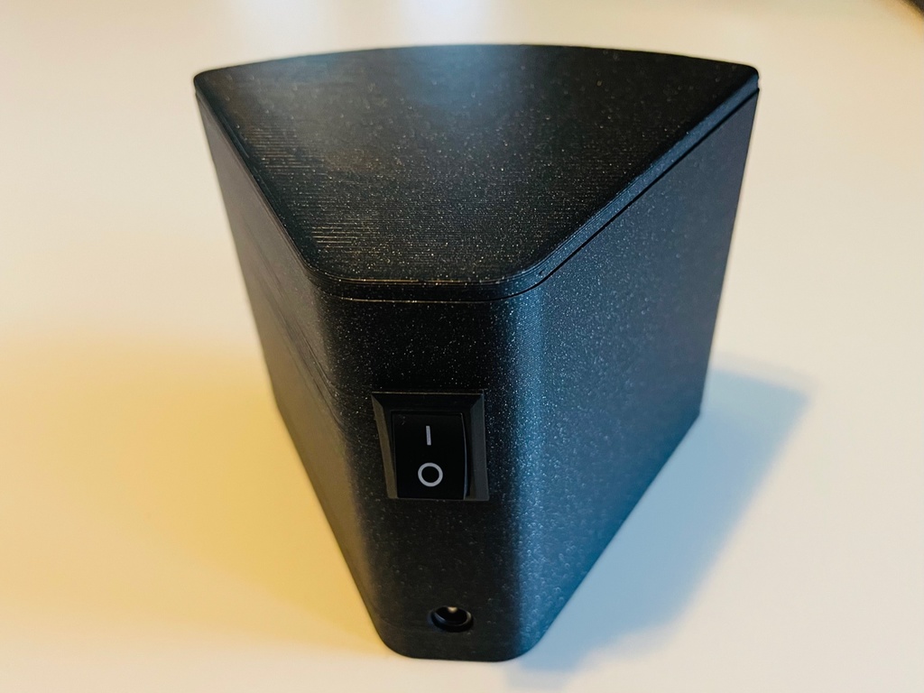 Miniatura 4 do modelo 3D Curved Lithophane Box