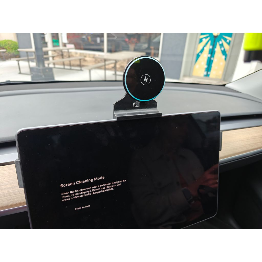 Tesla Model Y & 3 phone ball mount for the screen - v2 no tape