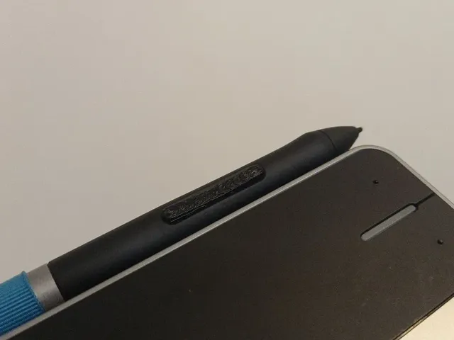 Replacement buttons for a wacom CTH-48 pen (OpenSCAD)