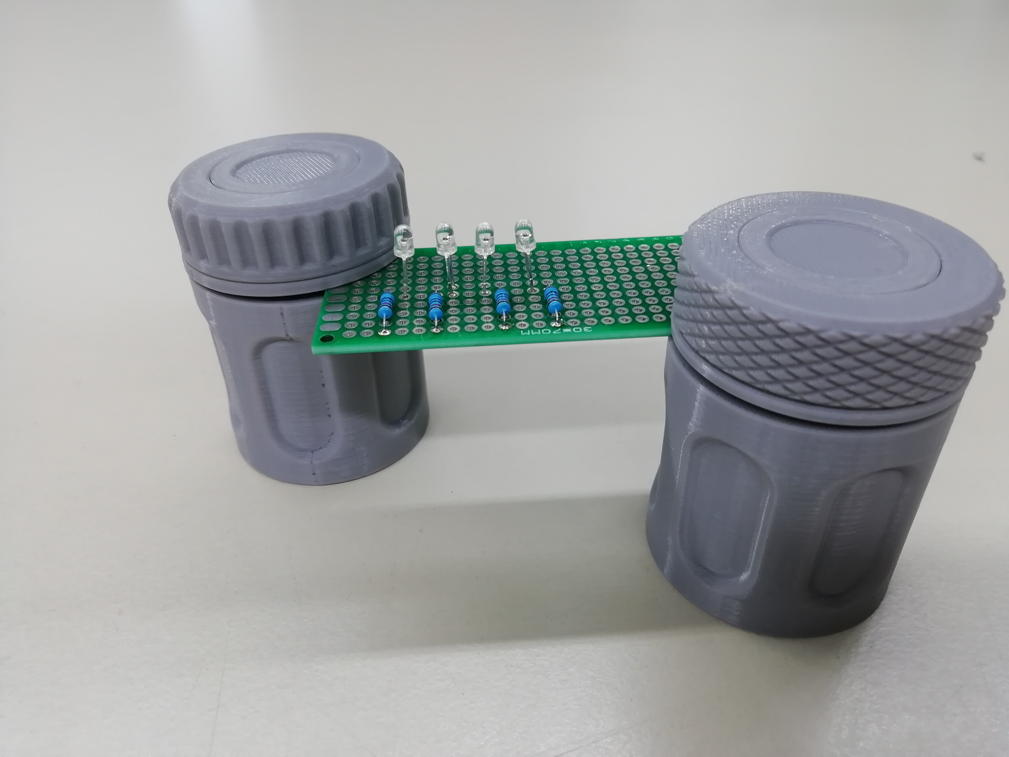 Magnetic PCB Holder / 3rd Hand