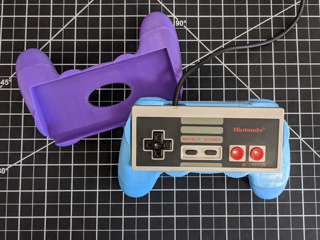 Miniatura 5 do modelo 3D NES CONTROLLER GRIP
