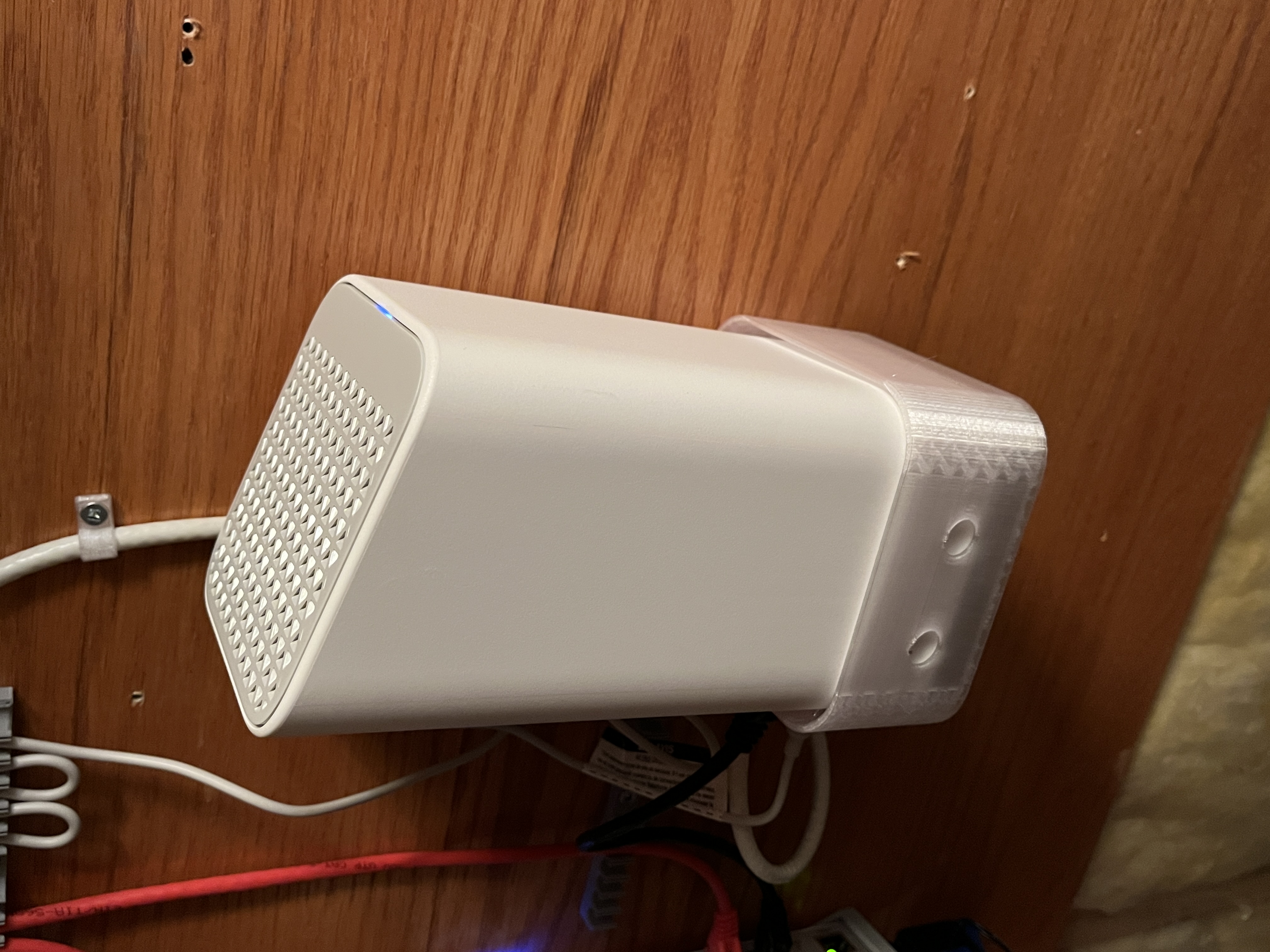 Wall Mount Shelf for Shaw Fiber+ Gateway 2.0 Modem XB7 / Arris TG4482