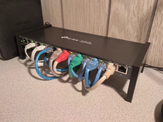 Tp Link Gb Switch stands