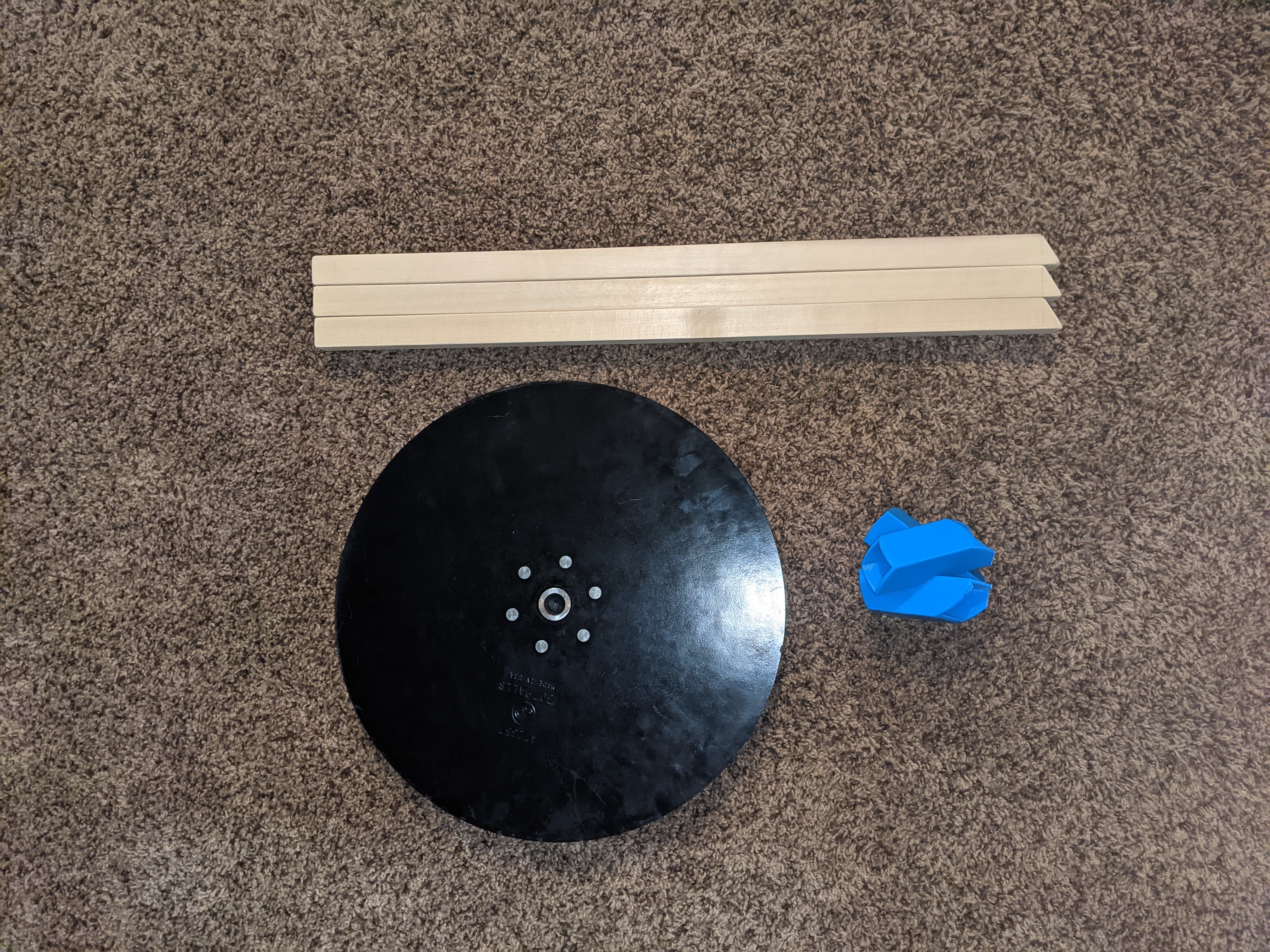 Miniatura 2 do modelo 3D Side Table Joint