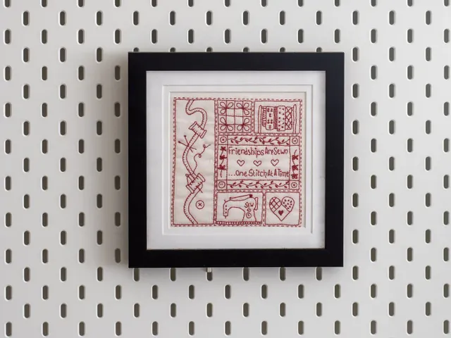 PICTURE HOOK FOR FRAMED PRINTS - IKEA SKADIS
