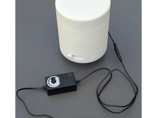 Regulatable „put on top“ VOC Filter with recirculation/exhaust air switching