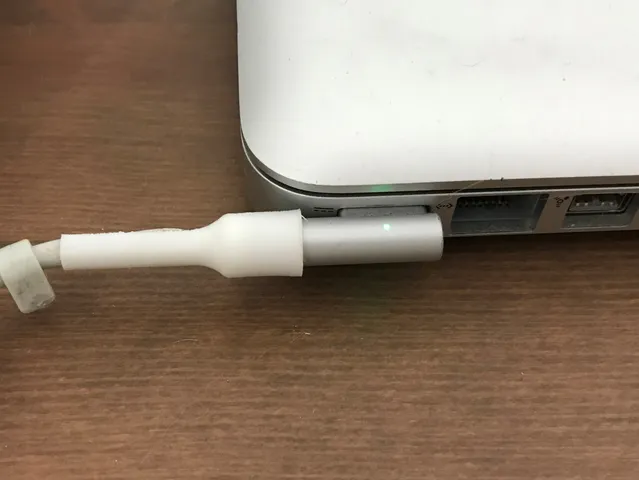 macbook pro late 2012 cable guard