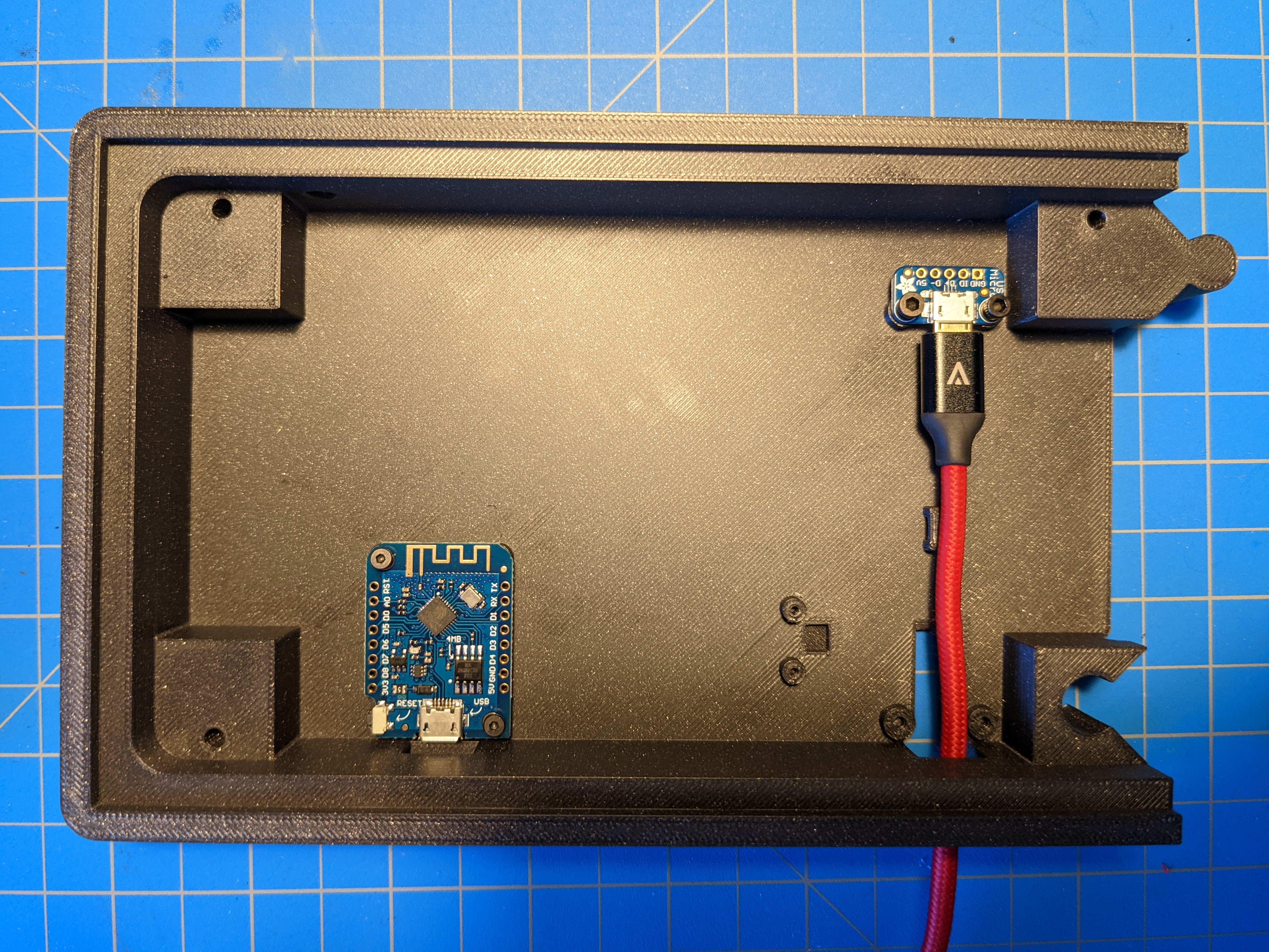 Miniatura 7 do modelo 3D Pixel It 8x32 LED Matrix Case