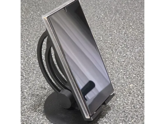 Customisable Parametric Phone stand