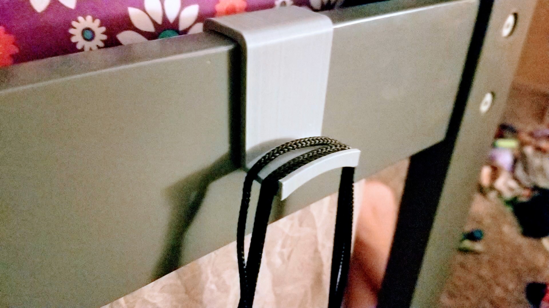 Slip-over hook for 20mm (3/4 inch) rail