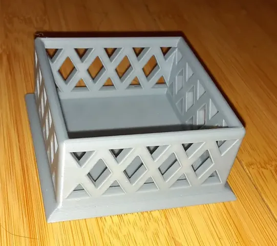 Lattice Basket Tray