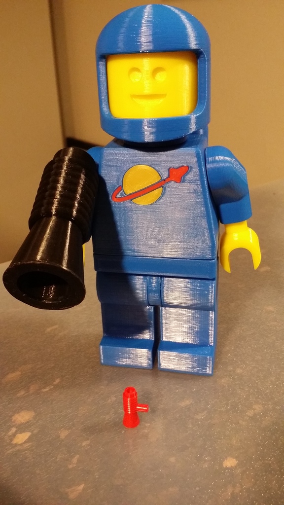 Giant Minifig megaphone / Blaster