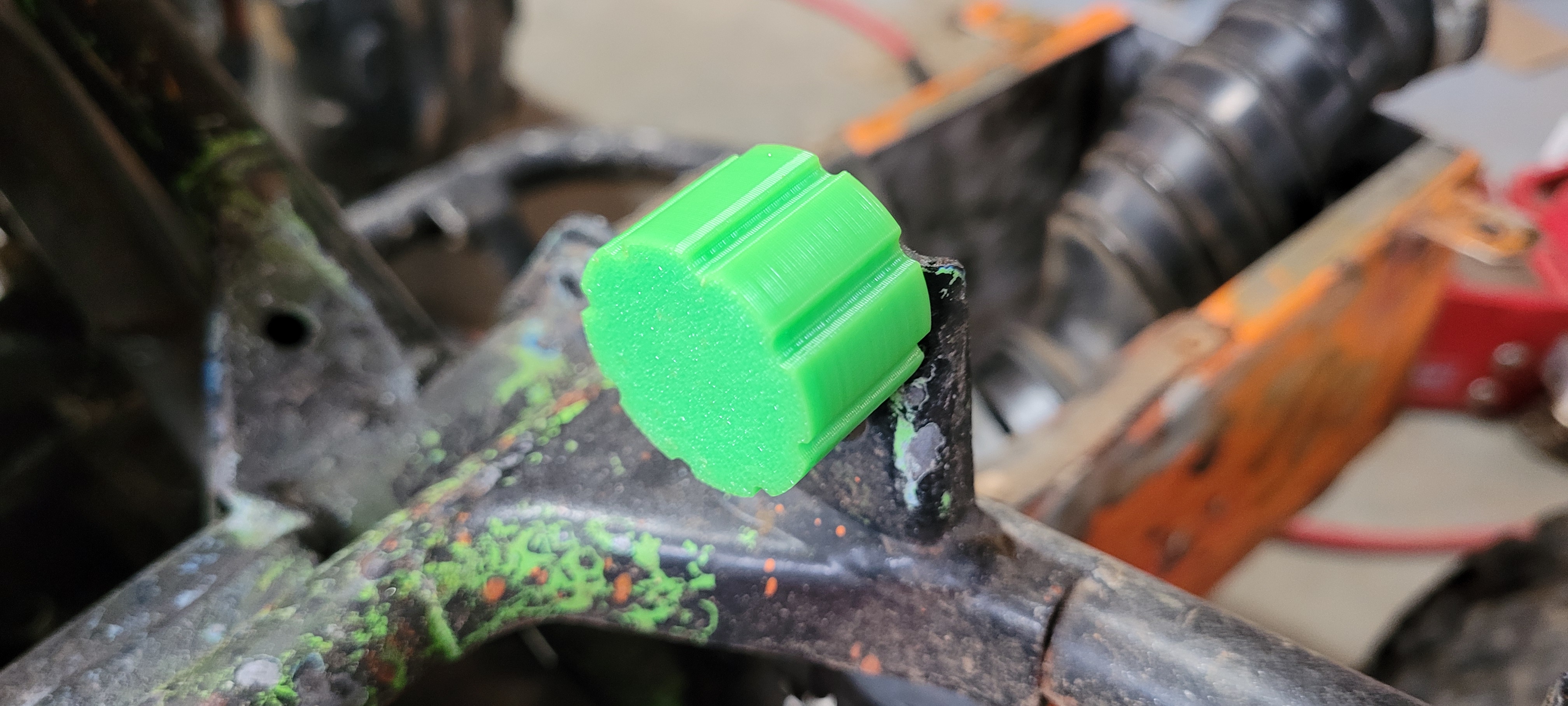 Honda 400ex seat catch rubber + other atv models