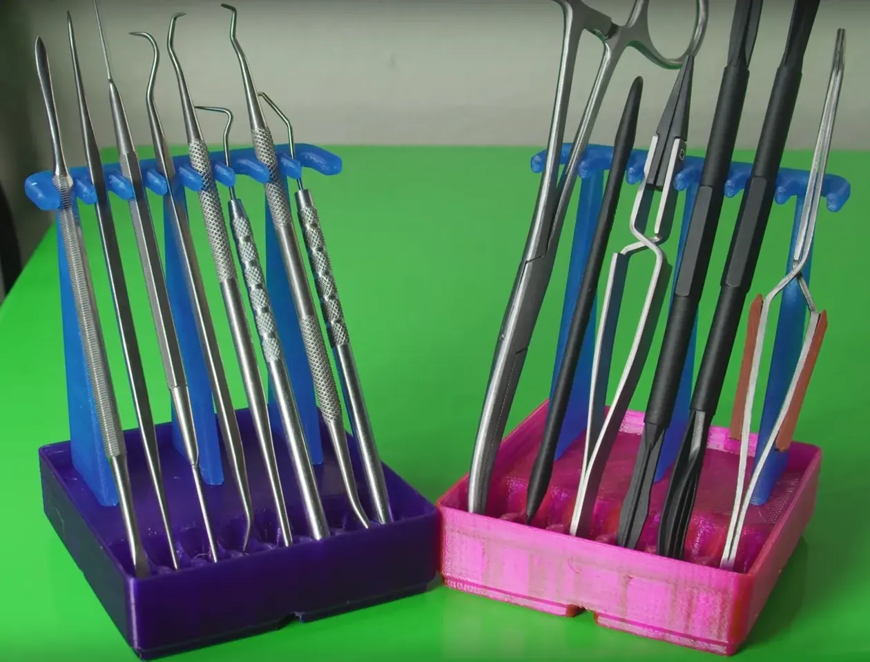 Gridfinity Pick + Tweezer Racks by Zack Freedman by _cybermouse_