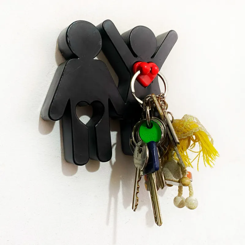 STL file Key ring holder for couple 🔑・3D printable model to