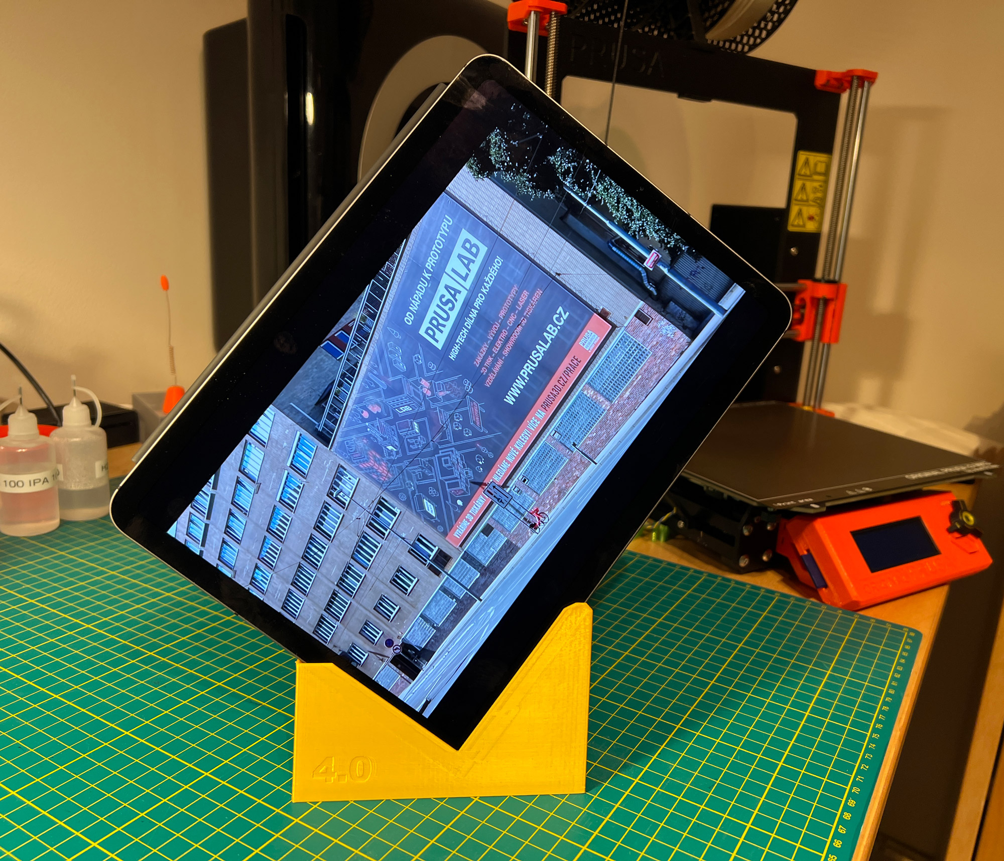 Dual Nightstand tablet and phone stand for side sleepers with twist