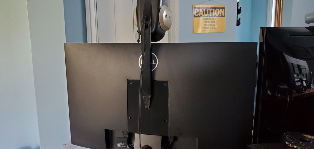 Speaker Mount