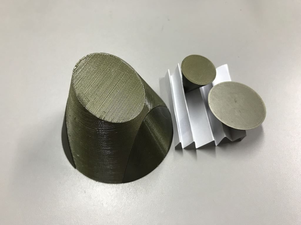 Miniatura 5 do modelo 3D conic section models
