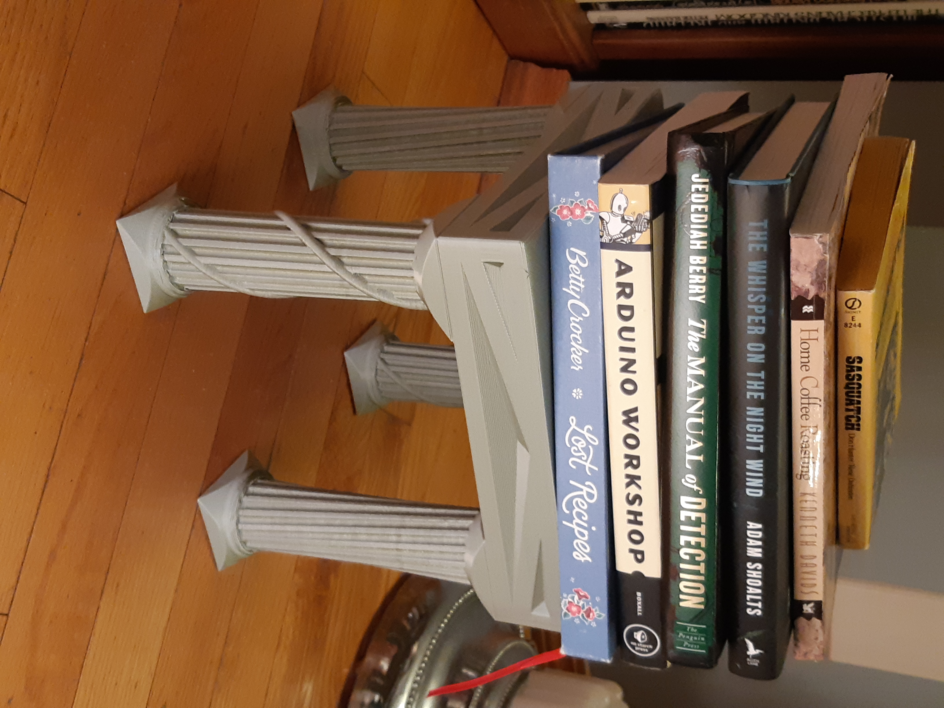 A Mini-Table, for your books and things!