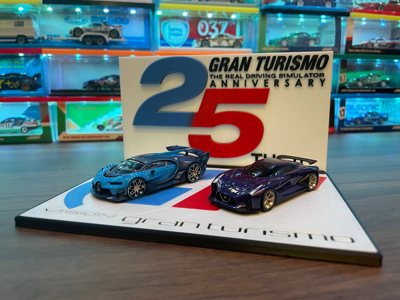Dual 1/64 Gran Turismo 25th Anniversary Theme Display