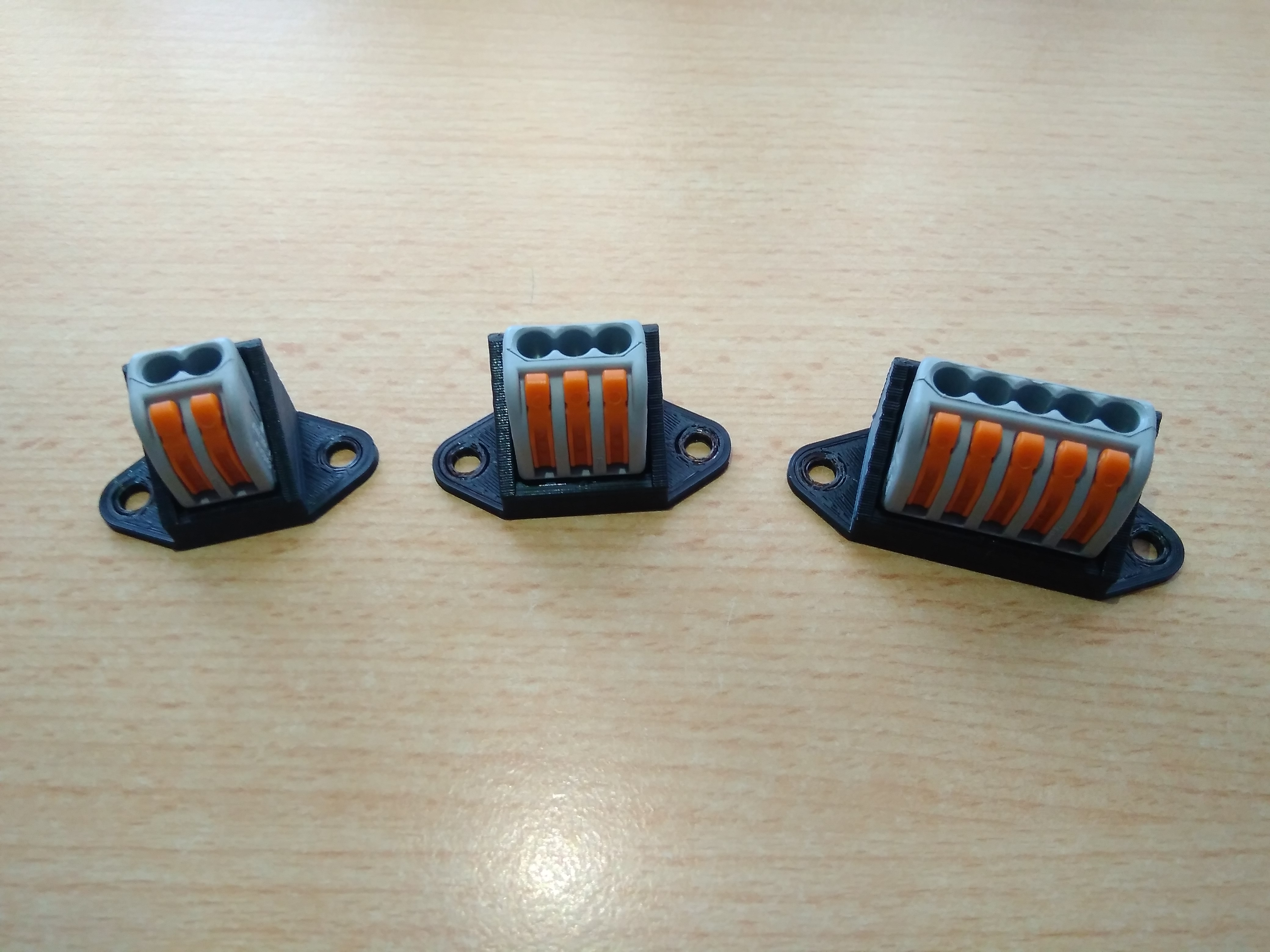 Wago connector holder