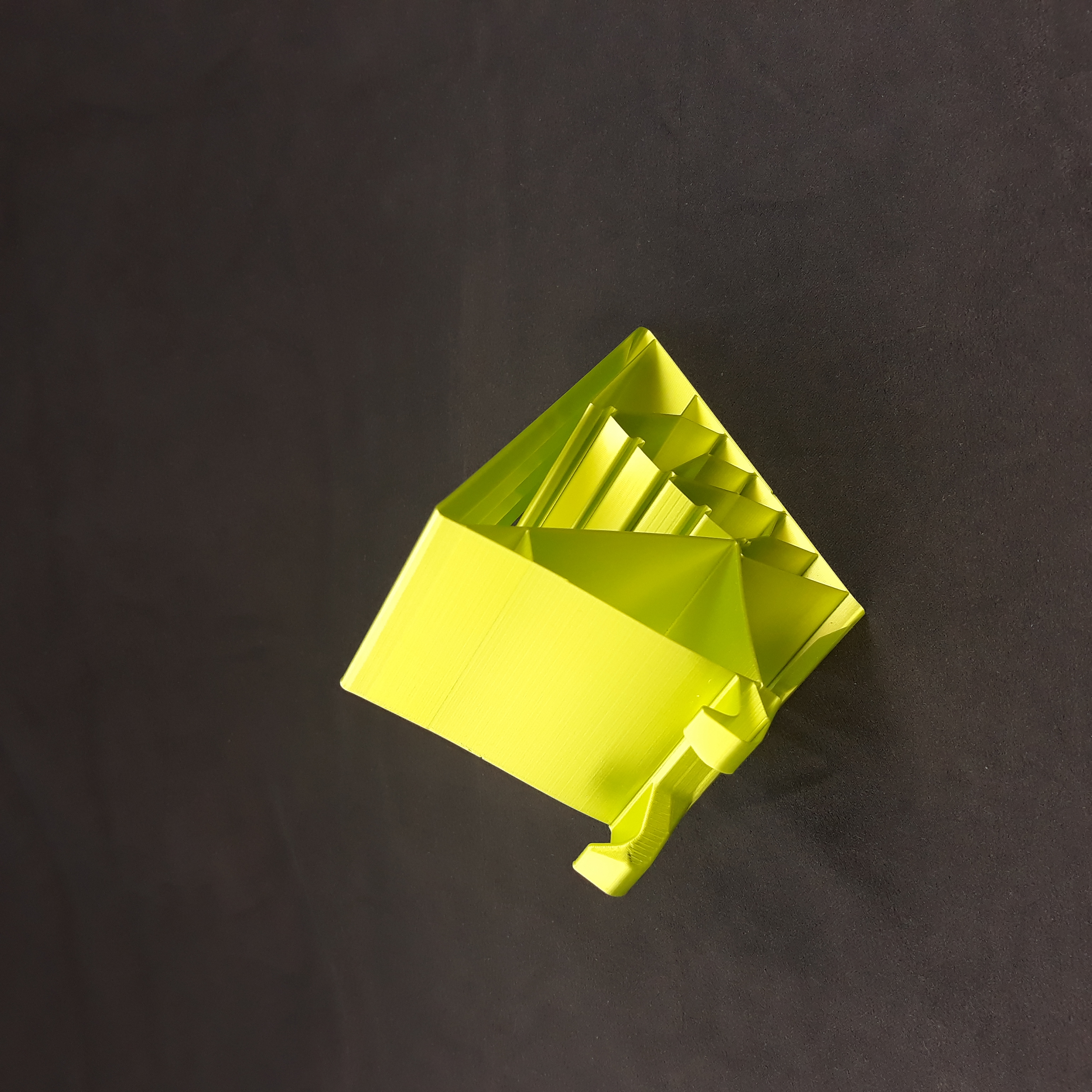 Miniatura 7 do modelo 3D TCV phone stand