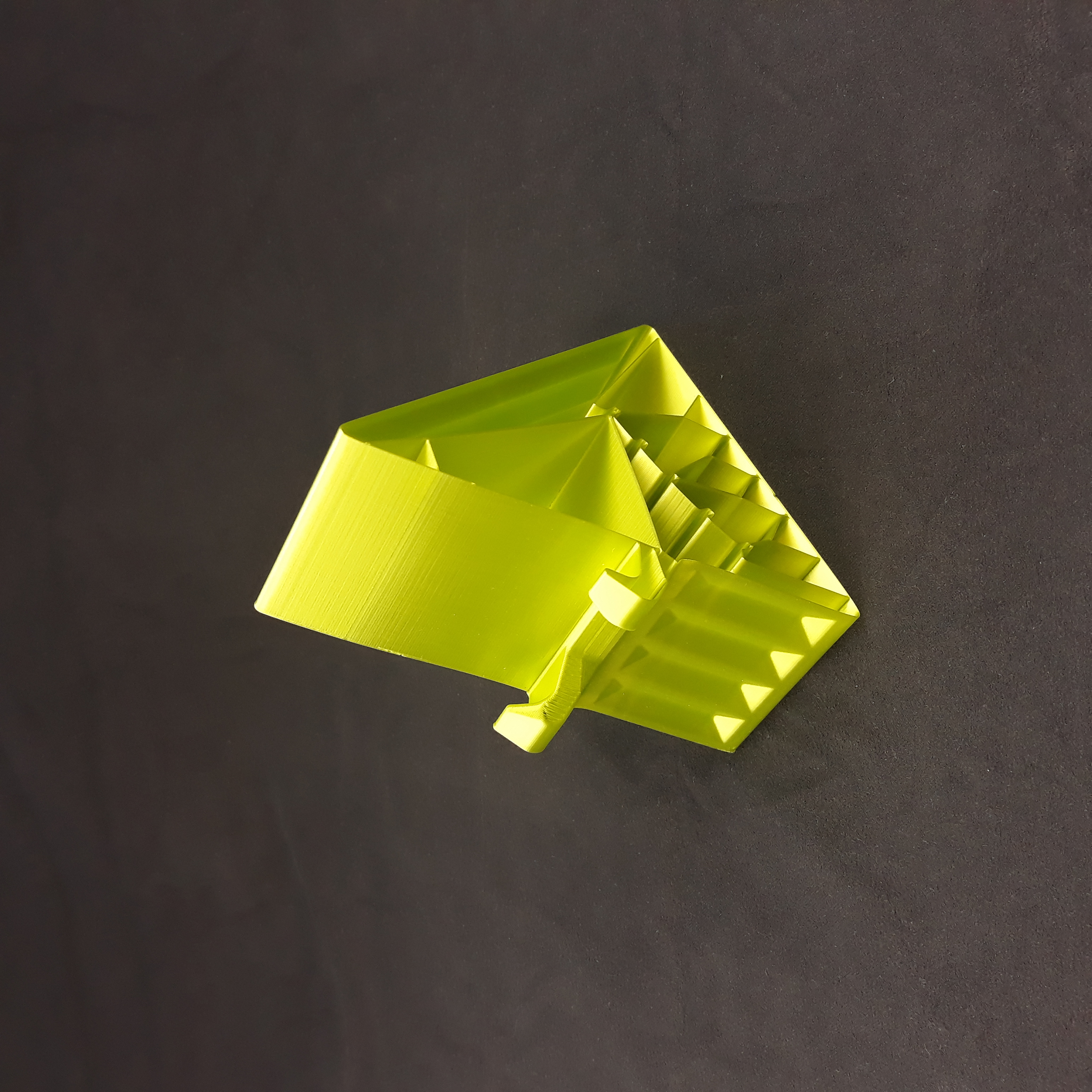 Miniatura 5 do modelo 3D TCV phone stand