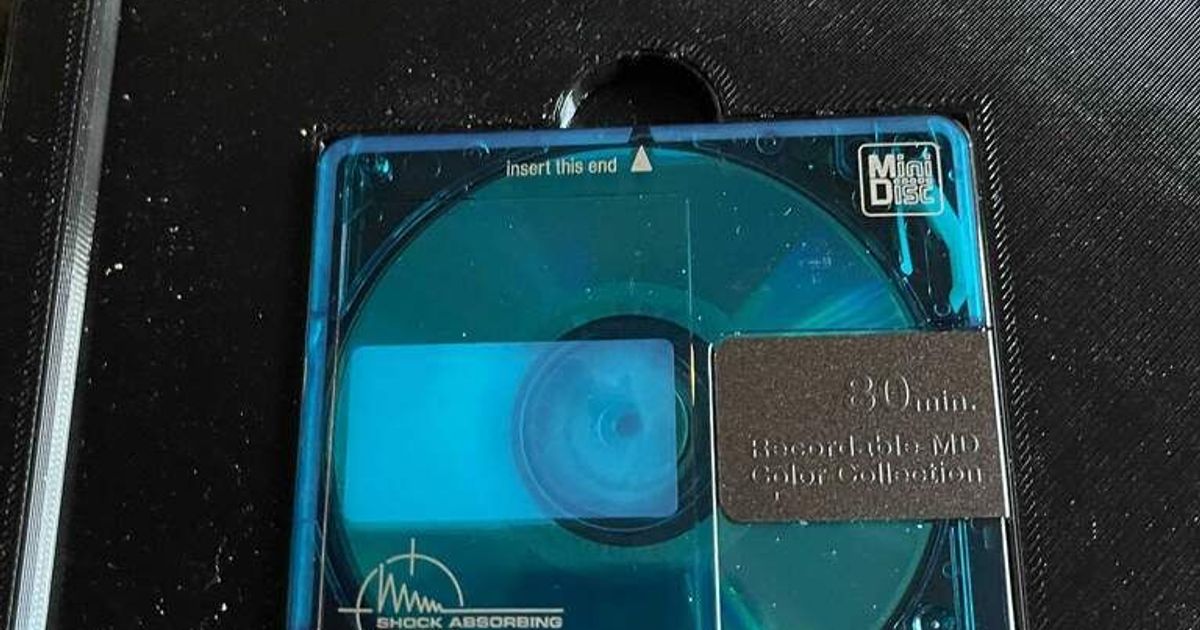 Minidisc Jewel case insert by Matthew H. Download free STL model